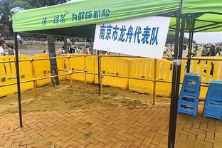 明日独行侠客战尼克斯 东契奇&欧文大概率出战 莱夫利缺席